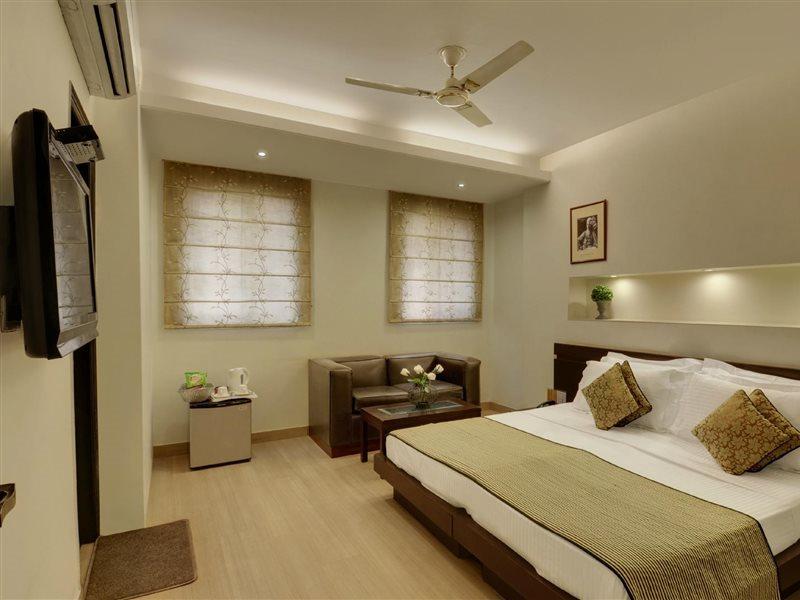Hotel Maya 'New Delhi' Екстер'єр фото