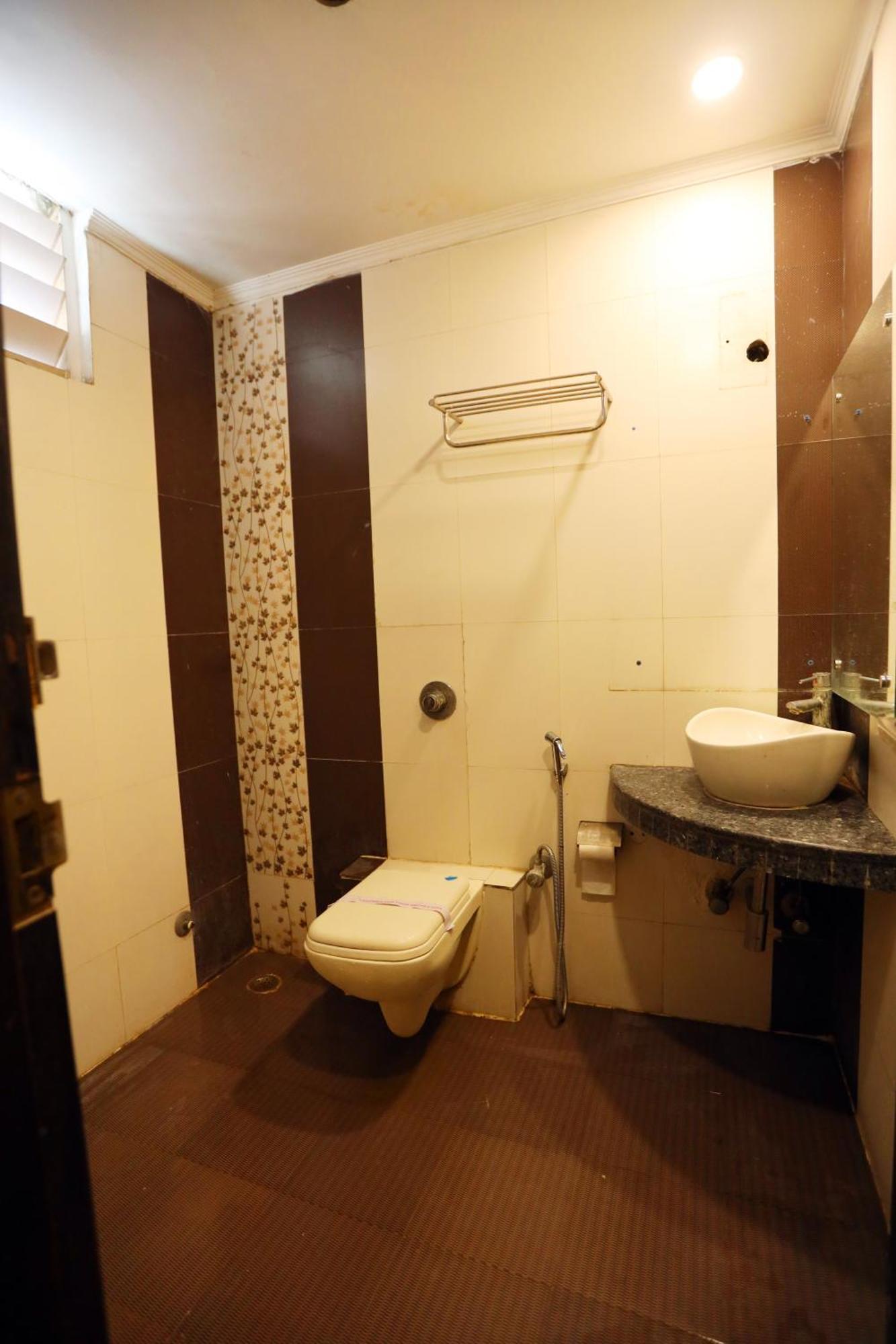 Hotel Maya 'New Delhi' Екстер'єр фото
