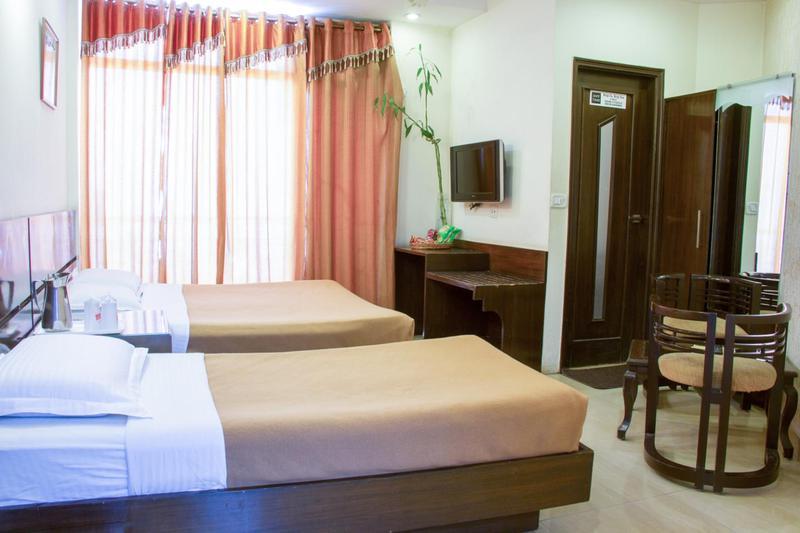 Hotel Maya 'New Delhi' Екстер'єр фото