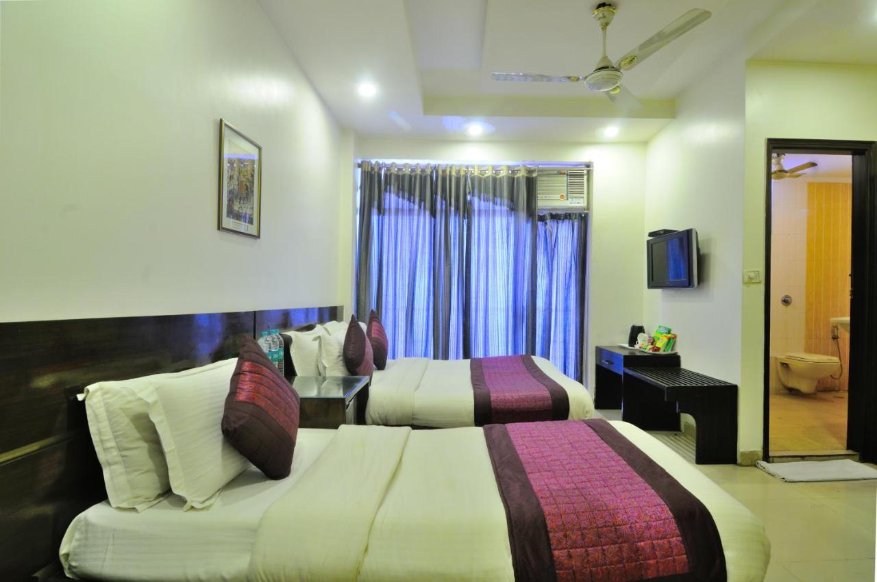 Hotel Maya 'New Delhi' Екстер'єр фото